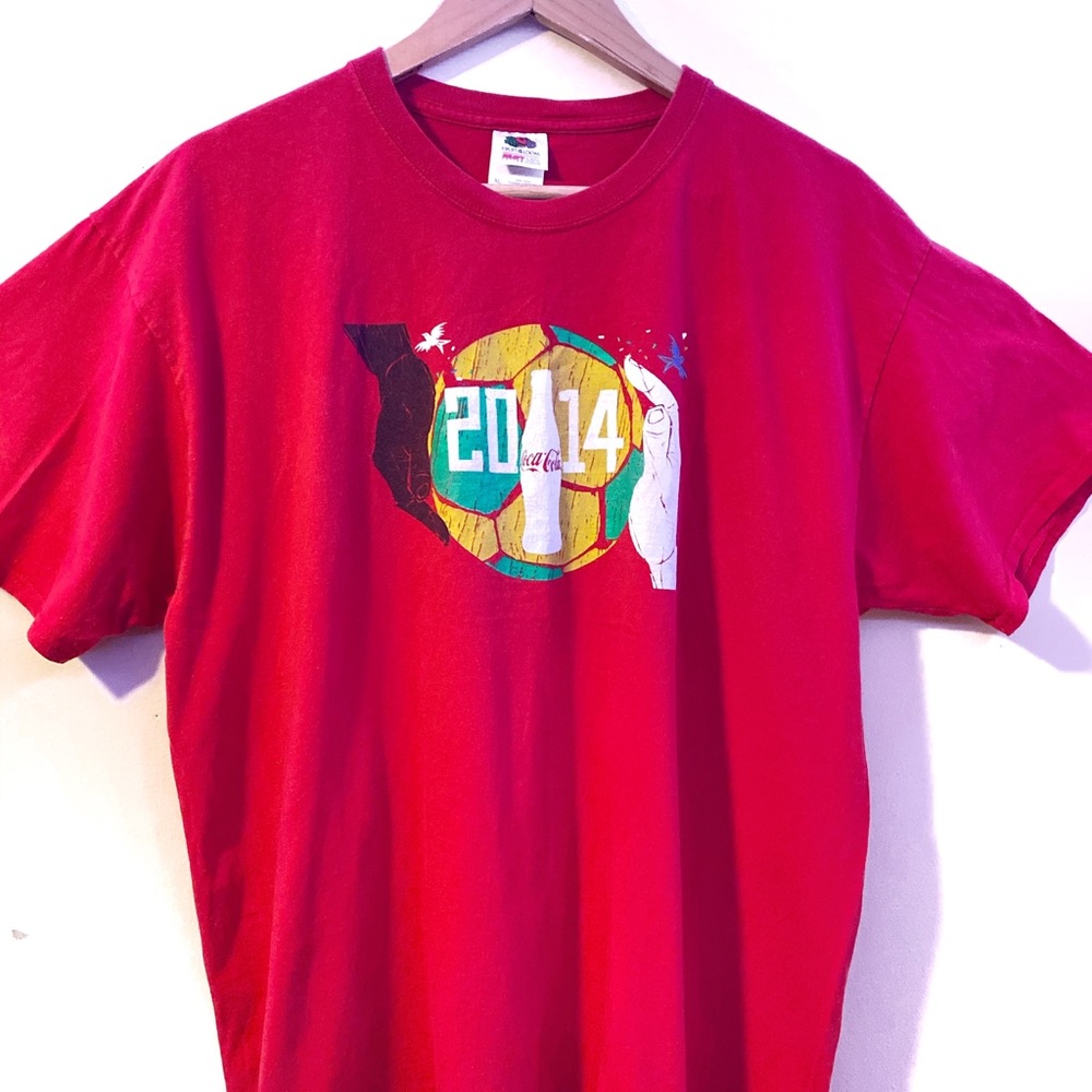 Vintage coke 2014 FIFA official t Shirt x-Large